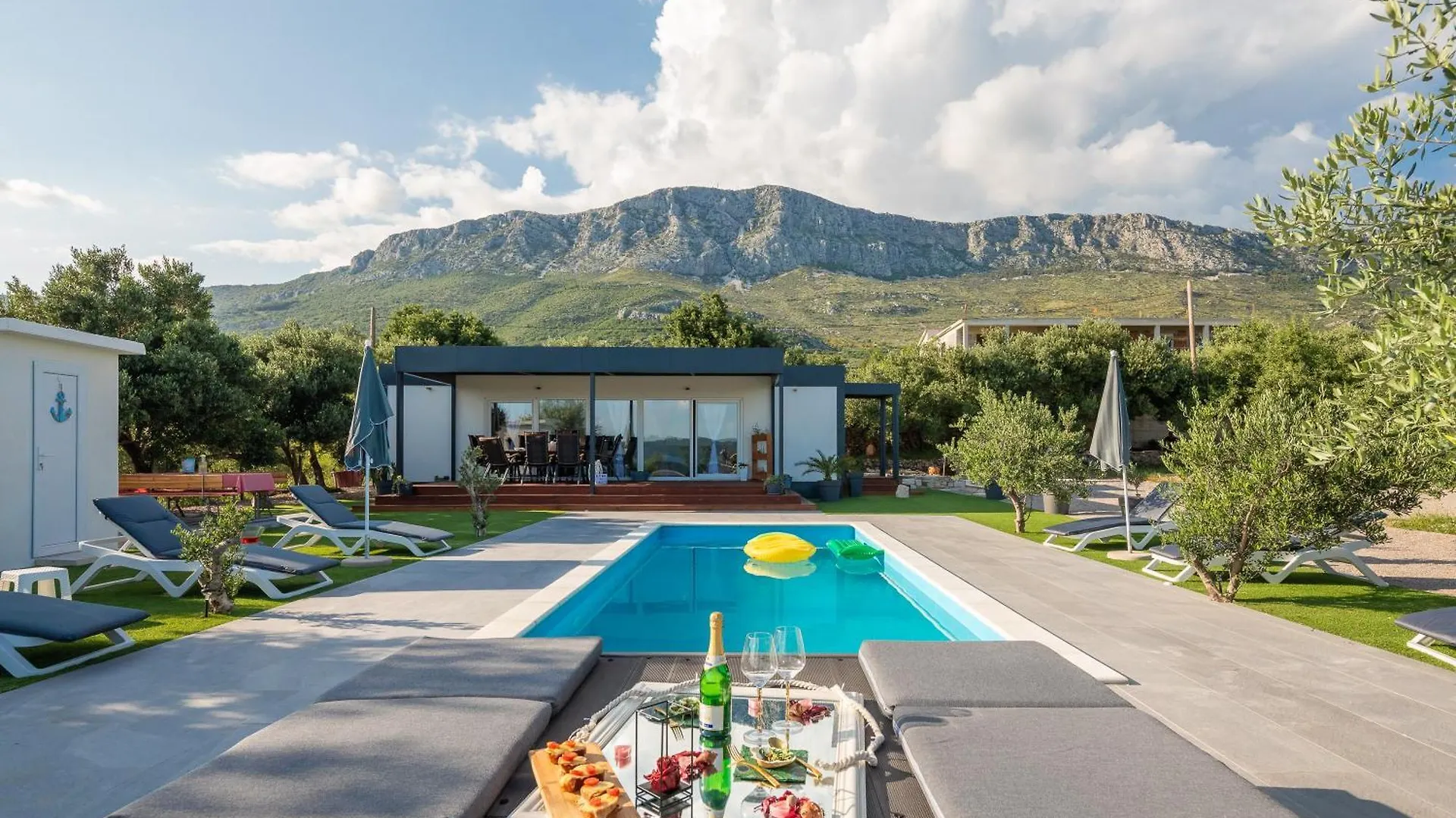 別荘 Private Holiday Resort Lumianni - 2 Houses Kaštela
