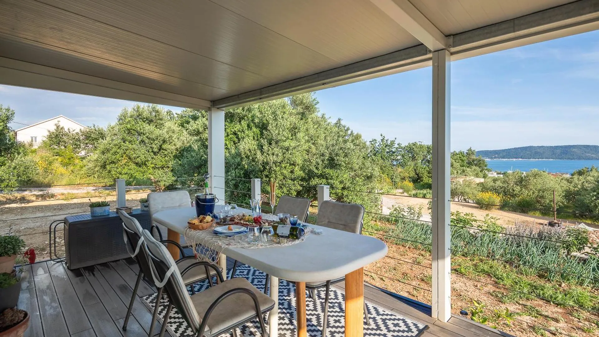 Private Holiday Resort Lumianni - 2 Houses Kaštela
