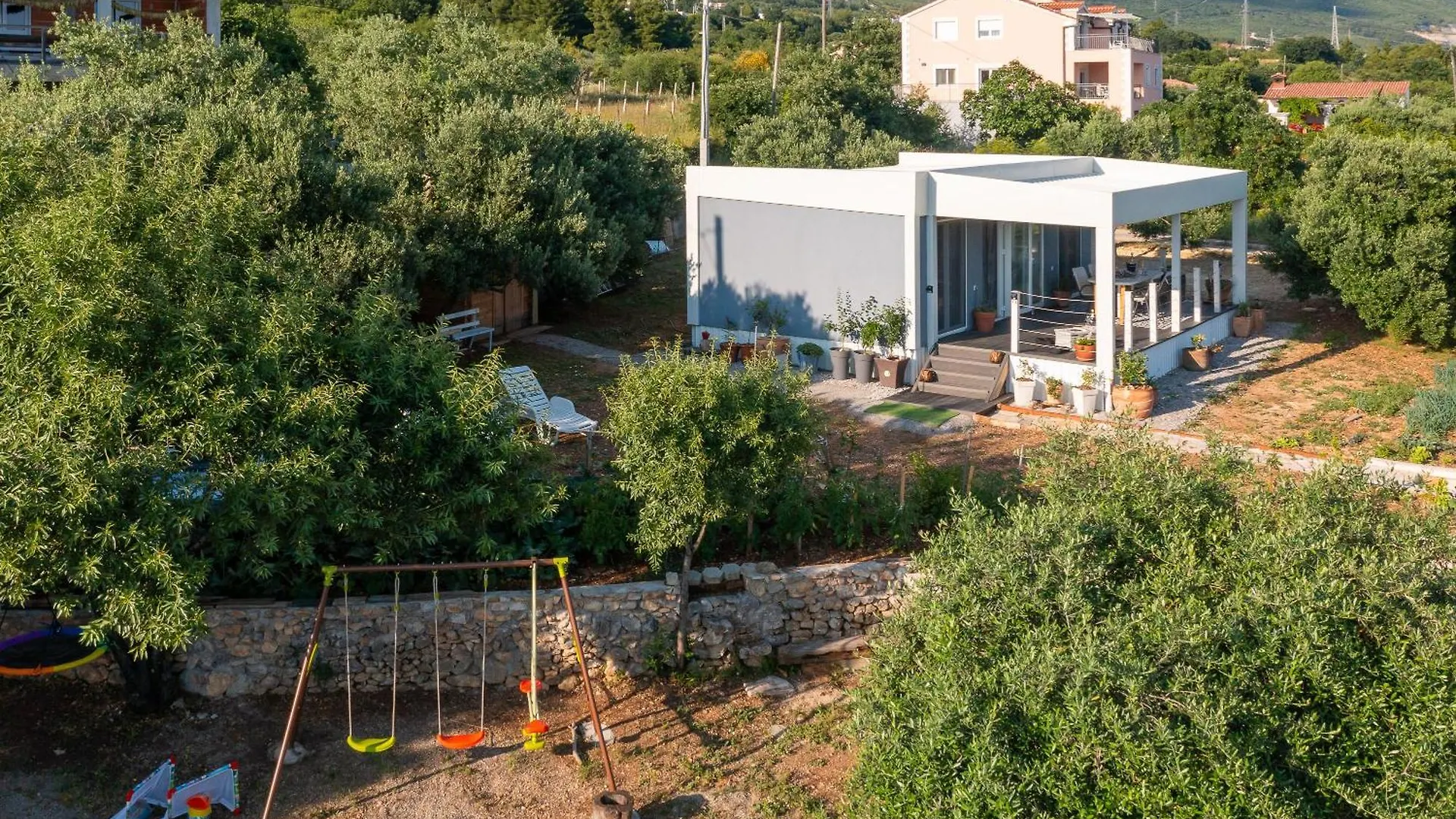 Private Holiday Resort Lumianni - 2 Houses Kaštela